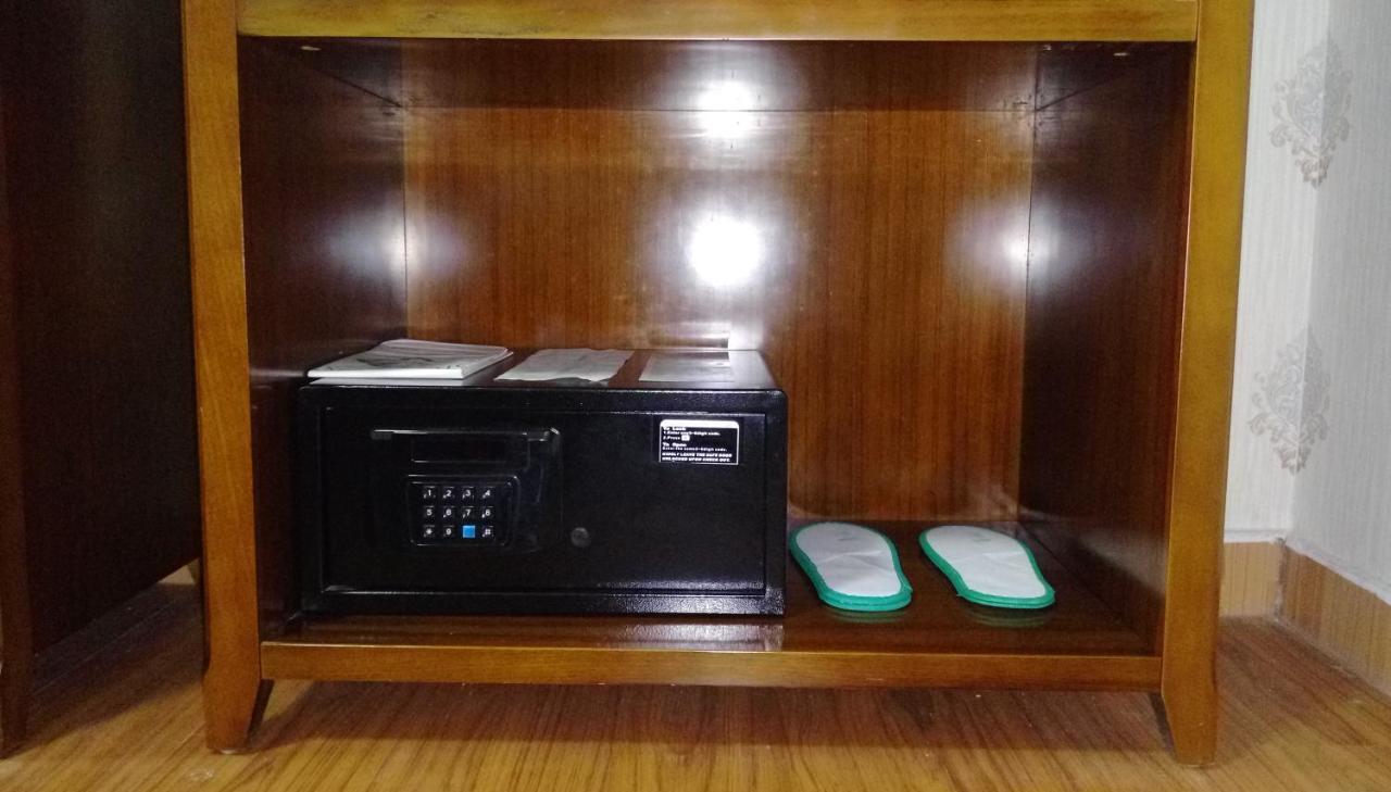 Myanmar Sport Hotel Yangon Exteriör bild